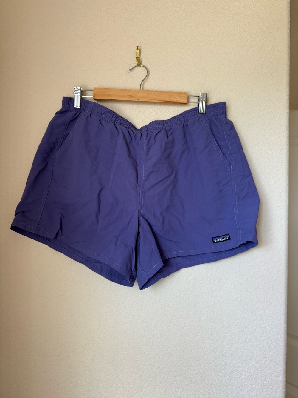 Patagonia Women’s Baggies Size XL